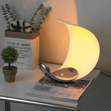 LunarisGleam Halbmond LED Tischlampe | Dimmbare Leselampe | Stimmungslicht | Elegante Wohnkultur